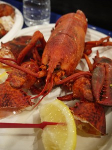 Chelsea market - notre pique-nique du midi : un homard du Maine tout frais, excellent !