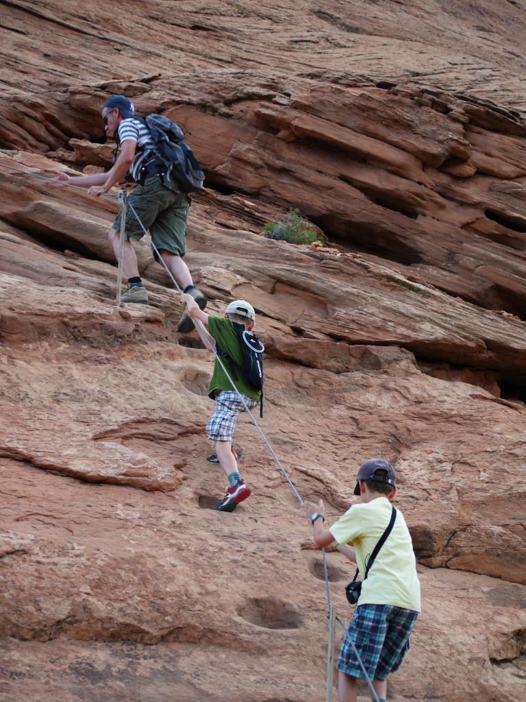 Bow Tie arch - Corona arch, Moab